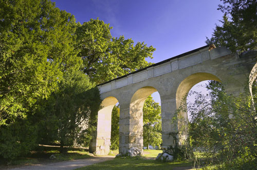 ROMAN AQUADUCT
